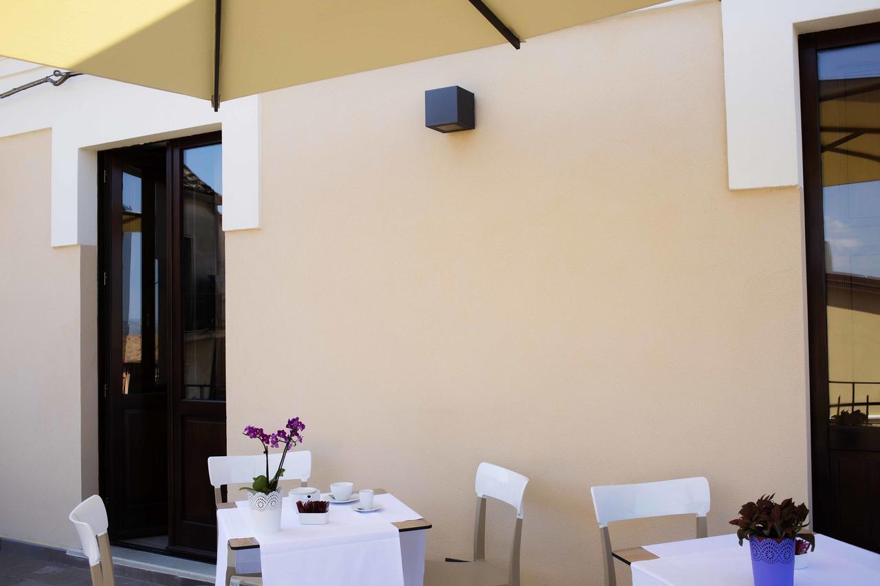 Hotel Palazzo Salerno Roggiano Gravina 外观 照片